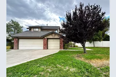 45202 Pickford Avenue, Lancaster, CA 93534 - Photo 1