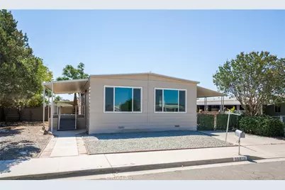 204 N La Paloma Avenue, San Jacinto, CA 92582 - Photo 1