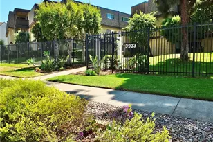 3933 N Virginia Rd, Long Beach, CA 90807 - Photo 1