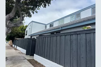 2501 Florida Street #2, Huntington Beach, CA 92648 - Photo 1