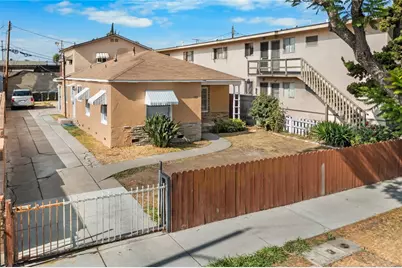 105 E Pomona Street, Santa Ana, CA 92707 - Photo 1