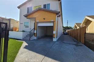 814 E 76th Pl, Los Angeles, CA 90001 - Photo 1