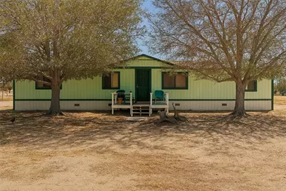 6450 Maricopa Rd, Phelan, CA 92371 - Photo 1