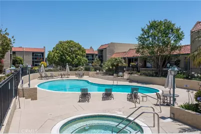 958 Palo Verde Ave, Long Beach, CA 90815 - Photo 1