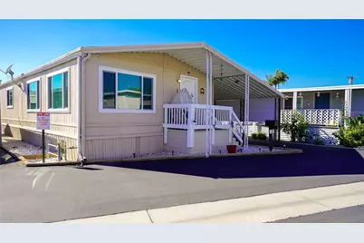 5200 Heil Ave #18, Huntington Beach, CA 92649 - Photo 1