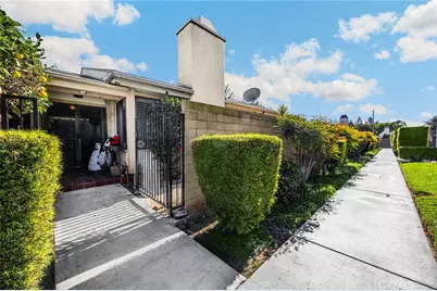 2133 Barclay, Santa Ana, CA 92701 - Photo 1