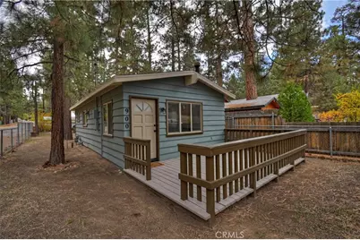900 Robinhood Boulevard, Big Bear City, CA 92314 - Photo 1