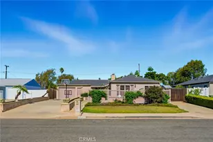 934 Governor St, Costa Mesa, CA 92627 - Photo 1