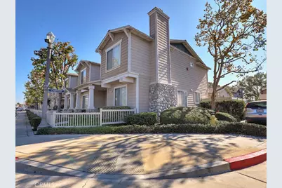 930 E Chestnut Street, Anaheim, CA 92805 - Photo 1