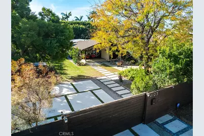 4123 North Virginia Road, Long Beach, CA 90807 - Photo 1