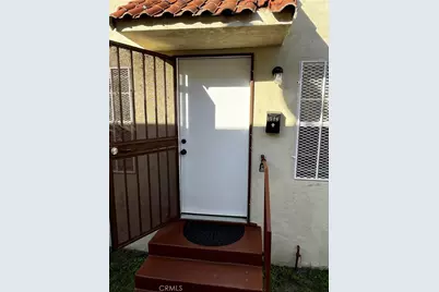 4518 S Normandie Avenue, Los Angeles, CA 90037 - Photo 1