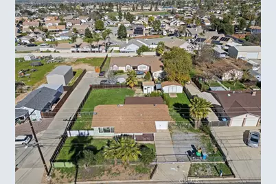 340 W Avenue L, Calimesa, CA 92320 - Photo 1