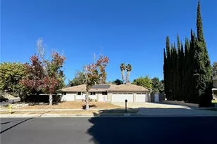 1011 Hyde Park Dr, Santa Ana, CA 92705 - Photo 1
