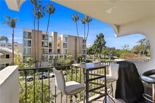 2101 E 2nd St, Long Beach, CA 90803 - Photo 1