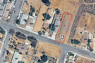 1301 W Pottery St, Lake Elsinore, CA 92530 - Photo 1