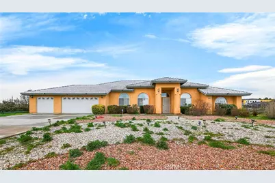 5635 Hollister, Phelan, CA 92371 - Photo 1