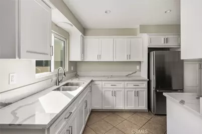 121 S Illinois Street #2, Anaheim, CA 92805 - Photo 1