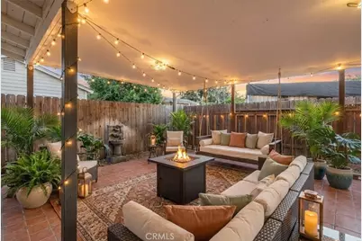 1450 W 35th Place, Los Angeles, CA 90018 - Photo 1