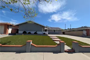 1019 S Shawnee Dr, Santa Ana, CA 92704 - Photo 1