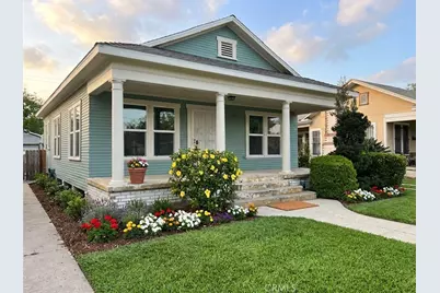 4239 S Raymond Avenue, Los Angeles, CA 90037 - Photo 1