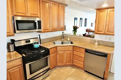1605 E 2nd #302, Long Beach, CA 90802 - Photo 1
