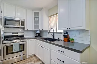4110 Elm Avenue #203, Long Beach, CA 90807 - Photo 1