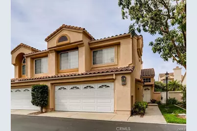 98 Almador, Irvine, CA 92614 - Photo 1