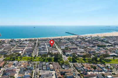 140 12th Street, Seal Beach, CA 90740 - Photo 1