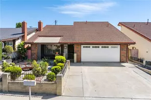 818 W 213th St, Torrance, CA 90502 - Photo 1