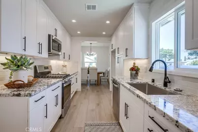 912 S Courtney Avenue, Fullerton, CA 92833 - Photo 1