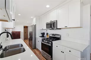 1104 E 111th Dr, Los Angeles, CA 90059 - Photo 1