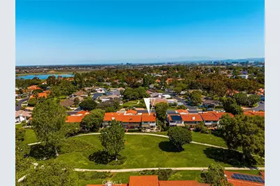 525 Vista Flora, Newport Beach, CA 92660 - Photo 1