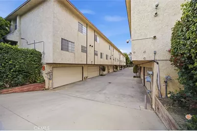8927 Cedros Avenue #8, Panorama City, CA 91402 - Photo 1