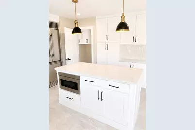 9021 Hyde Park, Huntington Beach, CA 92646 - Photo 1