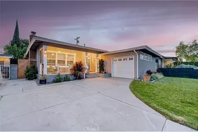 2719 Nipomo Avenue, Long Beach, CA 90815 - Photo 1