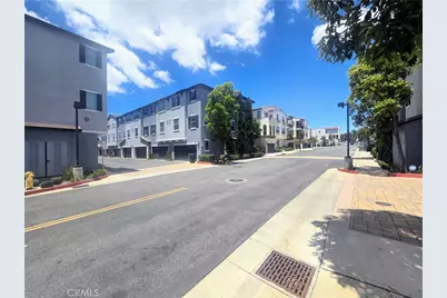 3003 E Pacific Coast Highway, Signal Hill, CA 90755 - Photo 1