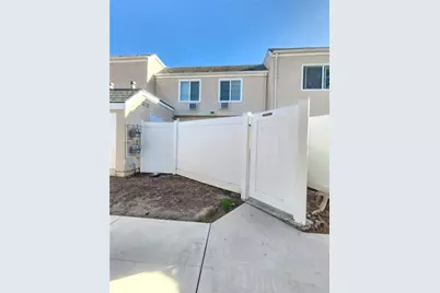 5 Dover, Irvine, CA 92604 - Photo 1
