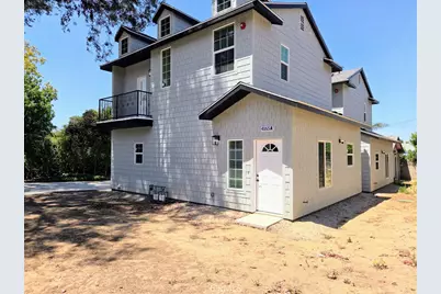 4165 A Country Club Drive, Long Beach, CA 90807 - Photo 1