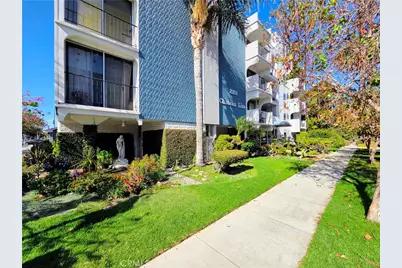 2101 E 2nd Street #301, Long Beach, CA 90803 - Photo 1