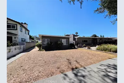 3223 Lemon Avenue, Signal Hill, CA 90755 - Photo 1
