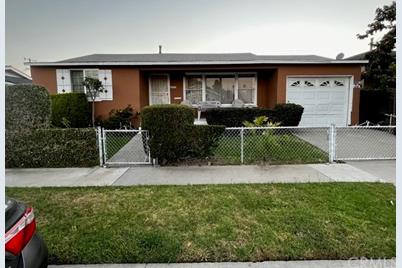 2065 Lewis Ave, Long Beach, CA 90806 - MLS RS22094367 - Coldwell Banker