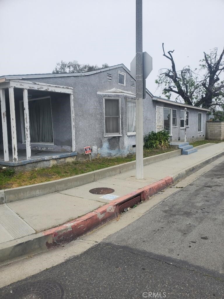 1702 E 124th St, Compton, CA 90222 MLS RS23066128 Coldwell Banker