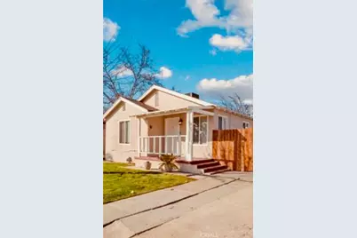 322 Knotts Street, Bakersfield, CA 93305 - Photo 1