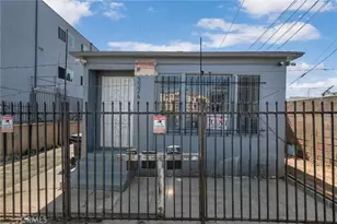3322 W 63rd St, Los Angeles, CA 90043 - Photo 1