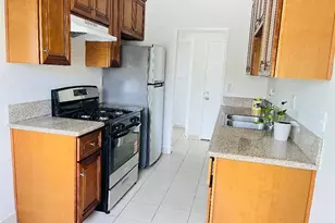 9544 Los Angeles, Bellflower, CA 90706 - Photo 1
