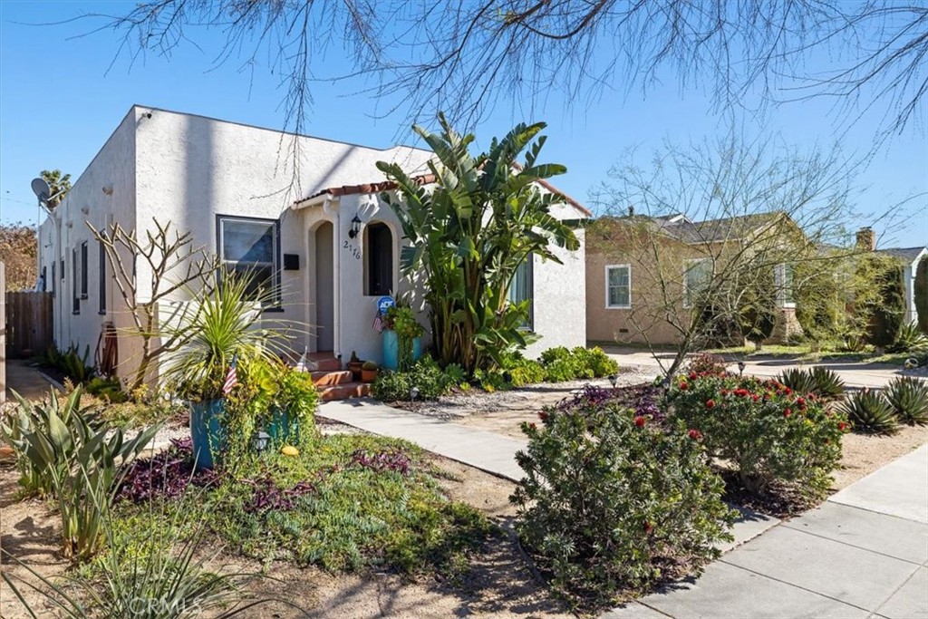 2176 Daisy Ave, Long Beach, CA 90806 MLS SB23037196 Coldwell Banker