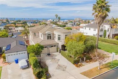 627 S Gertruda Avenue, Redondo Beach, CA 90277 - Photo 1