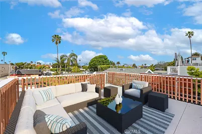 521 S Francisca Avenue, Redondo Beach, CA 90277 - Photo 1