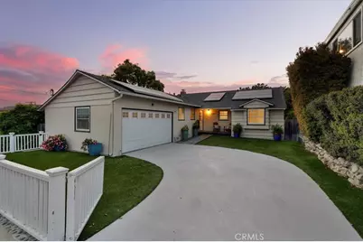 1145 8th Street, Hermosa Beach, CA 90254 - Photo 1