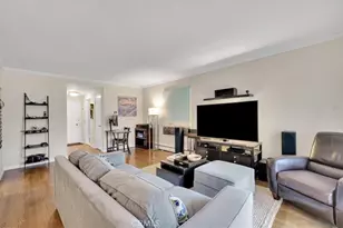 11767 W Sunset Blvd, Los Angeles, CA 90049 - Photo 1